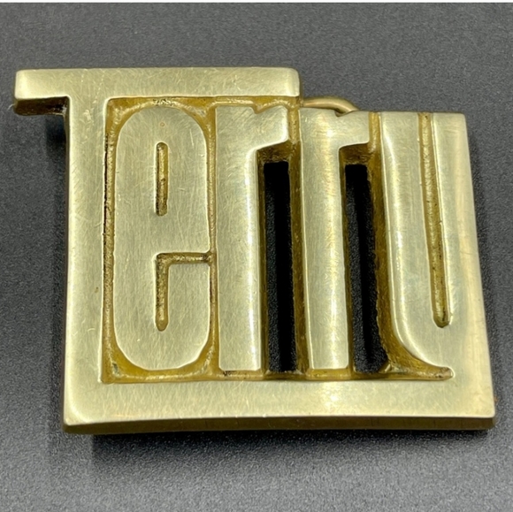 Meet your Posher, Terry @goldpoppyfields - Picture 3 of 15